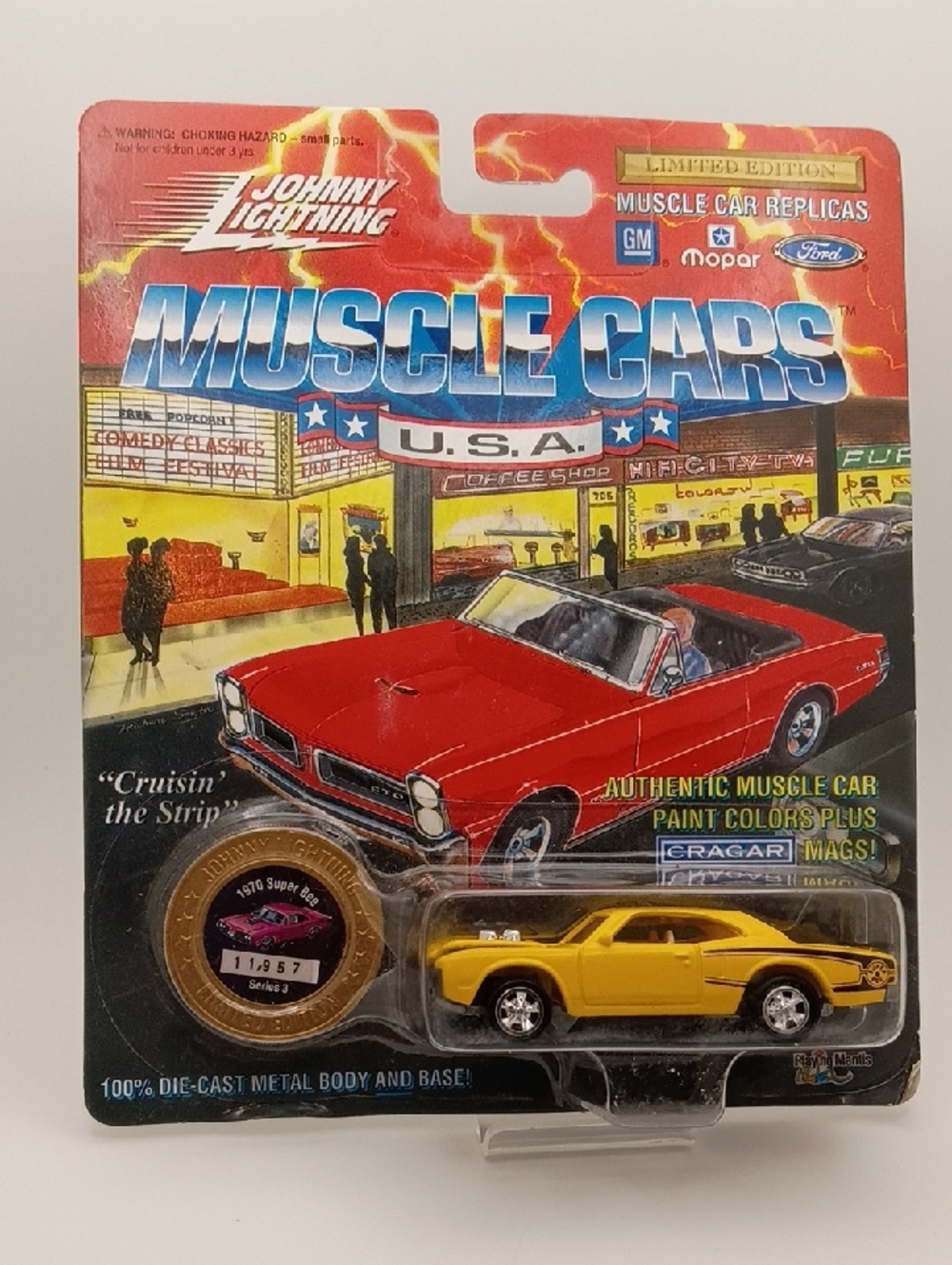 1995 Johnny Lightning Muscle Cars USA Series 3 die-cast 1970 Super Bee Yellow!
